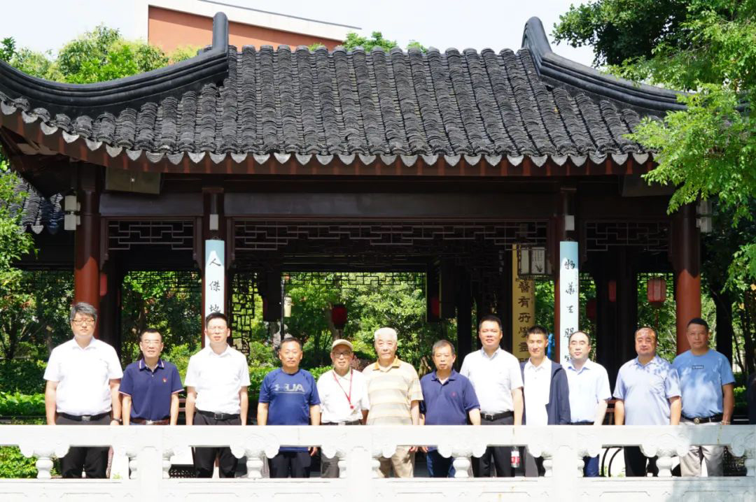 ccbec5863d9a5c50cea4bf48725dd29c 16.jpg